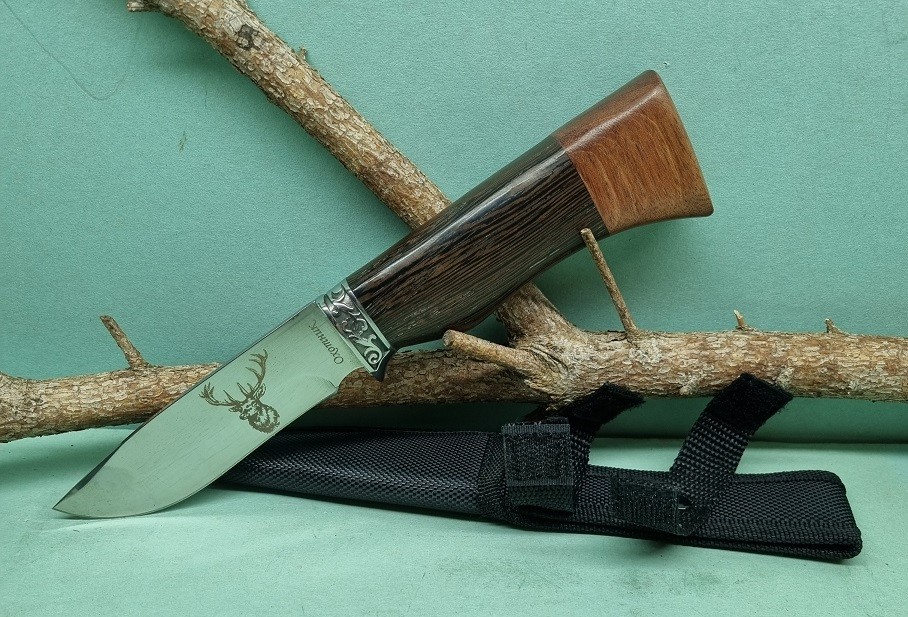 Poľovnícky nôž Kandar motív Jeleň 23/11cm + puzdro – detail 1